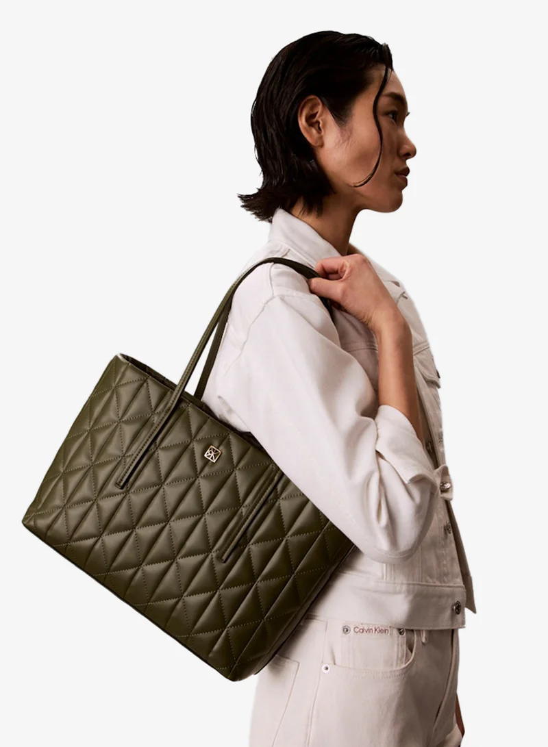 CALVIN KLEIN Emblem Quilted Tote Bag